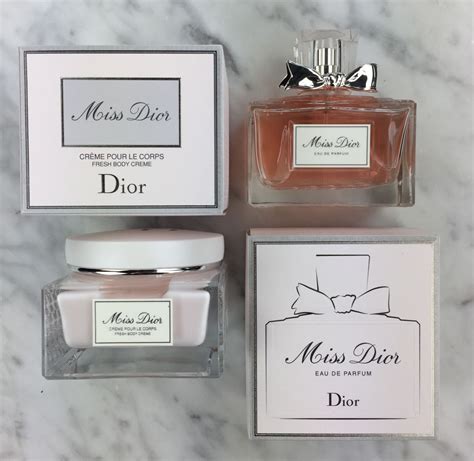 Sinds kort is er een nieuwe versie van de Dior J  